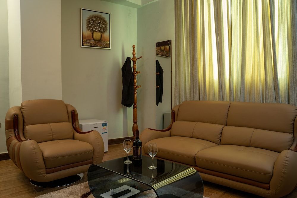 FENAST Guesthouse Standard Suite 14