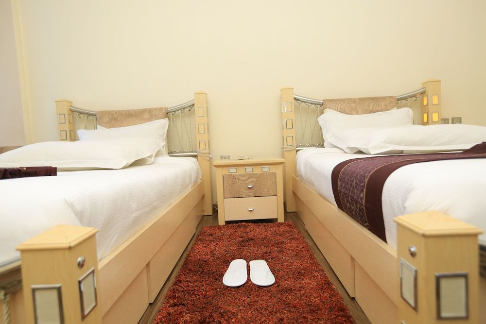 Kerawud International hotel Basic Twin Room, 2 Bedrooms, Lake View