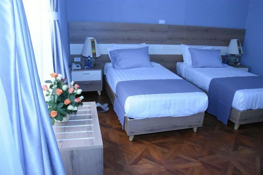 Inn of the Four Sisters Twin Room 2