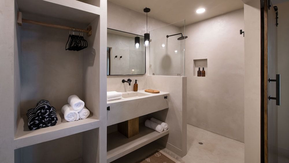 Arca Room, 1 King Bed, Terrace, Partial Sea View 11