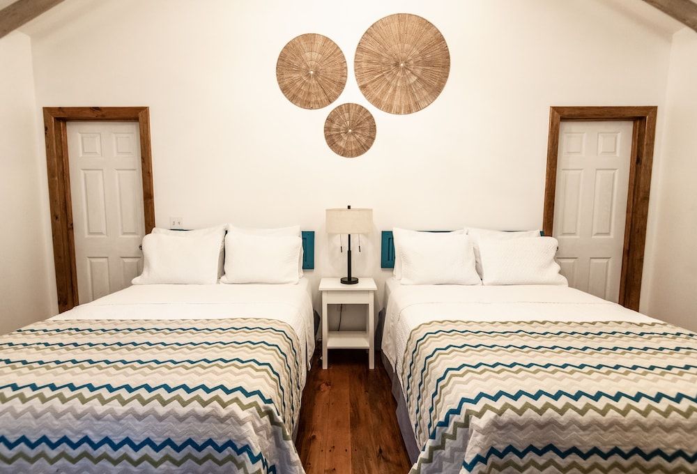 Angeli Gardens Boutique Hotel Family Cabin