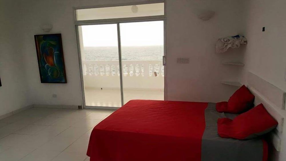 Maxanika Classic Double Room, Bay View 3