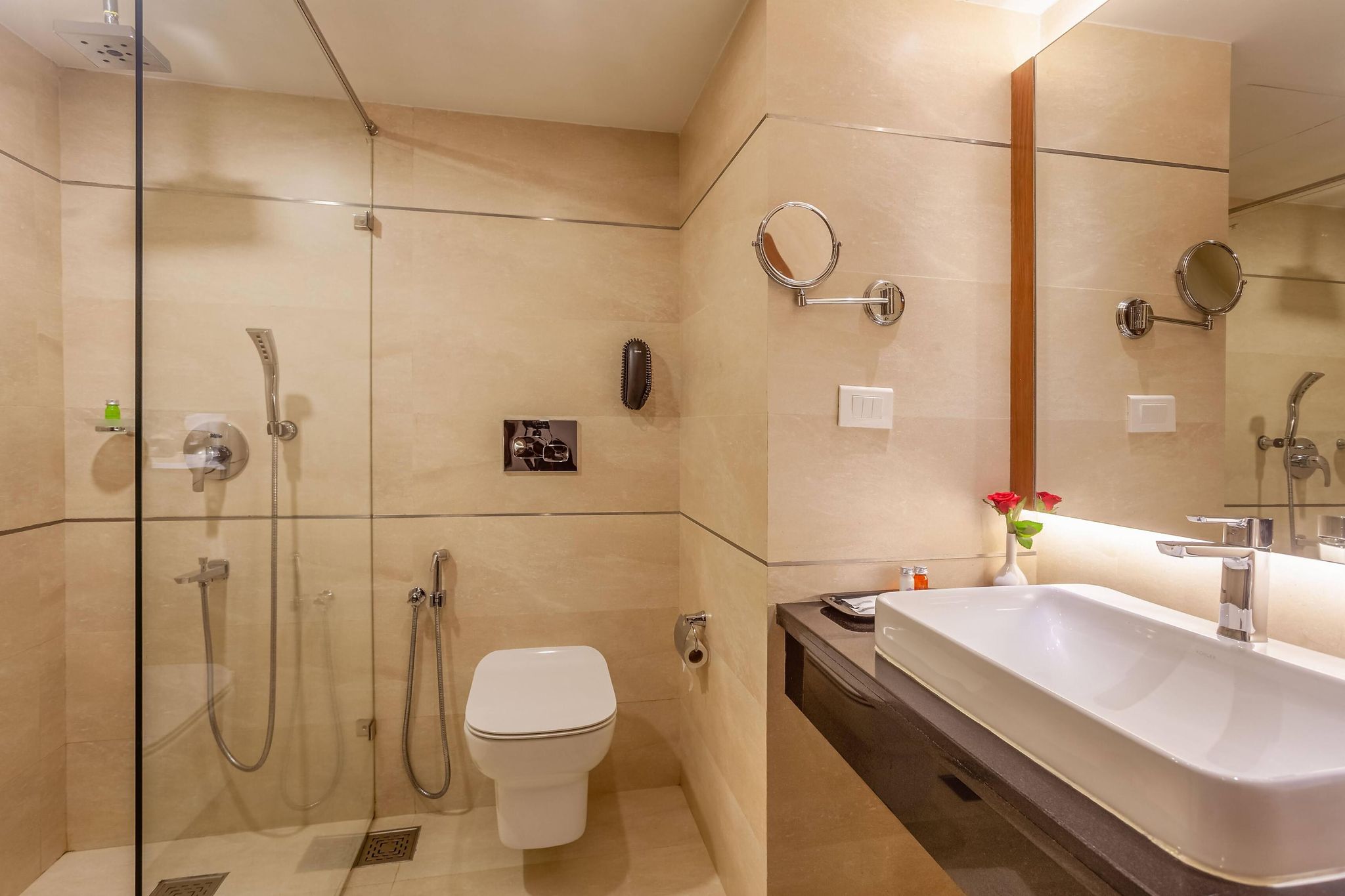 Hotel Residency Tower Executive Room 7