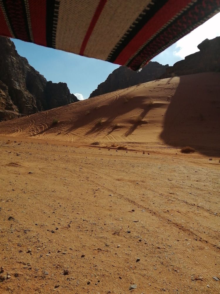 Wadi Rum Blue Sky and Tour Quadruple Tent 2