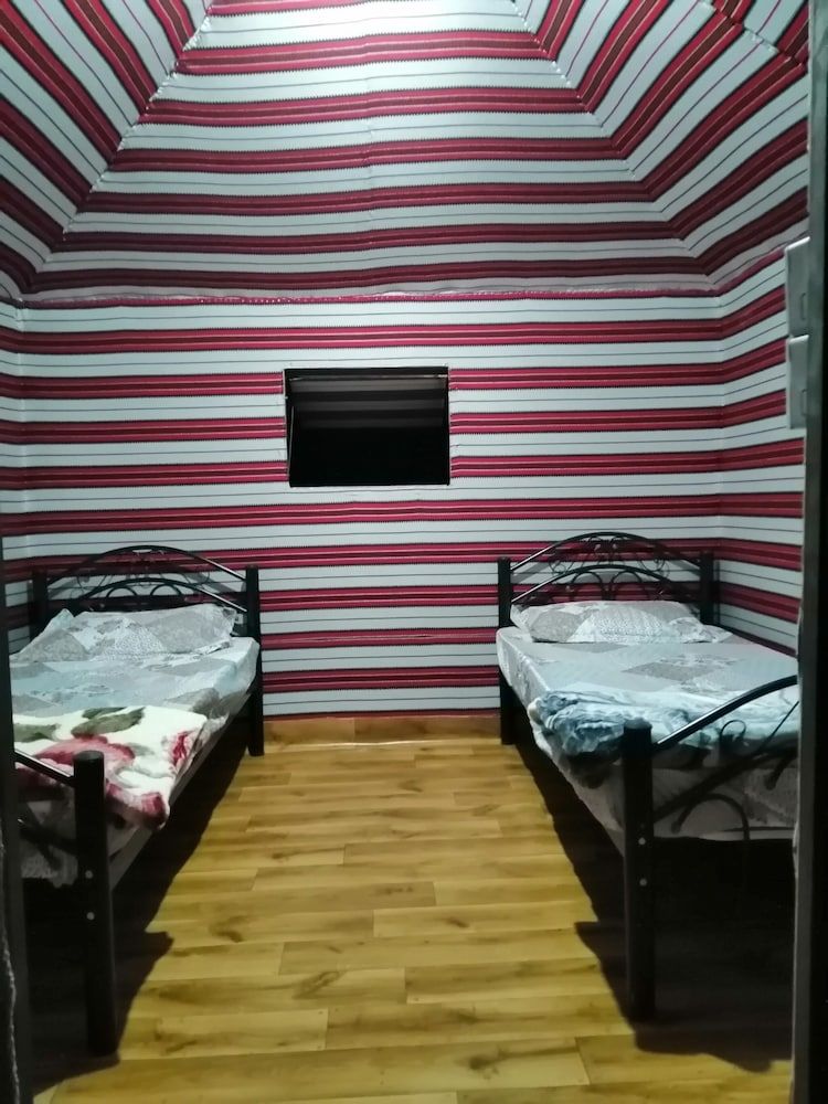 Wadi Rum Blue Sky and Tour Quadruple Tent 3