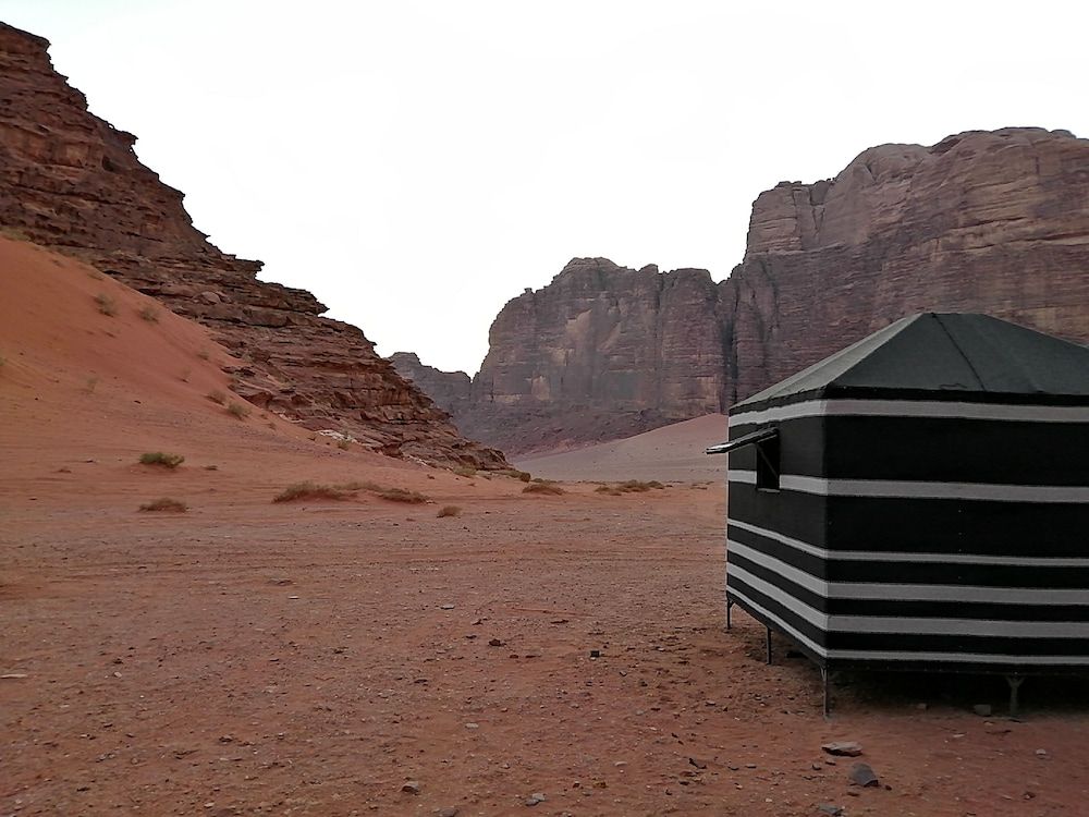 Wadi Rum Blue Sky and Tour Triple Tent 5