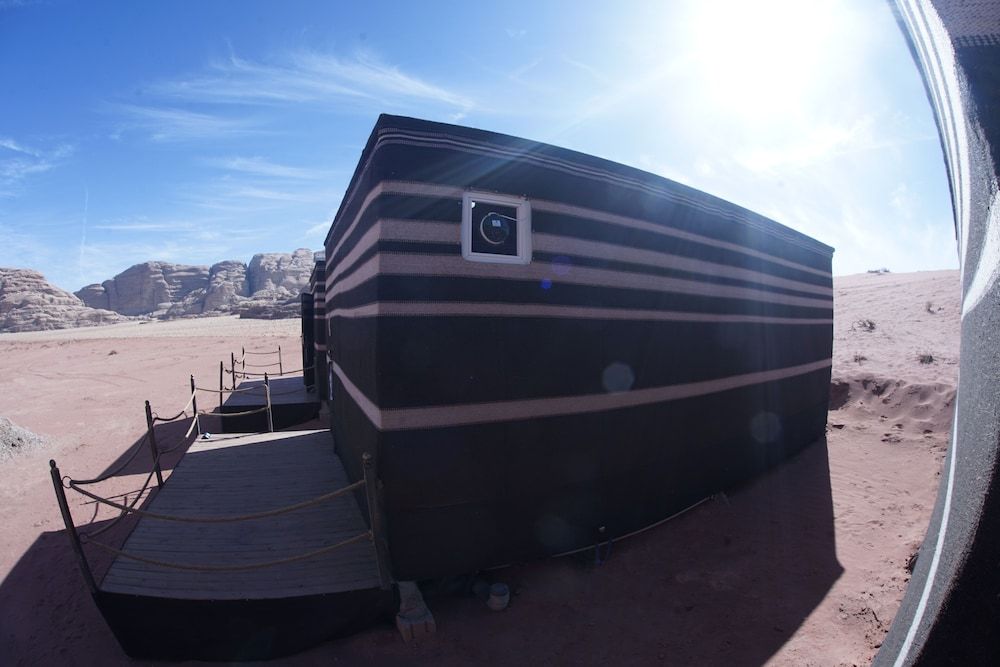 undefined Mirage Rum Camp 5