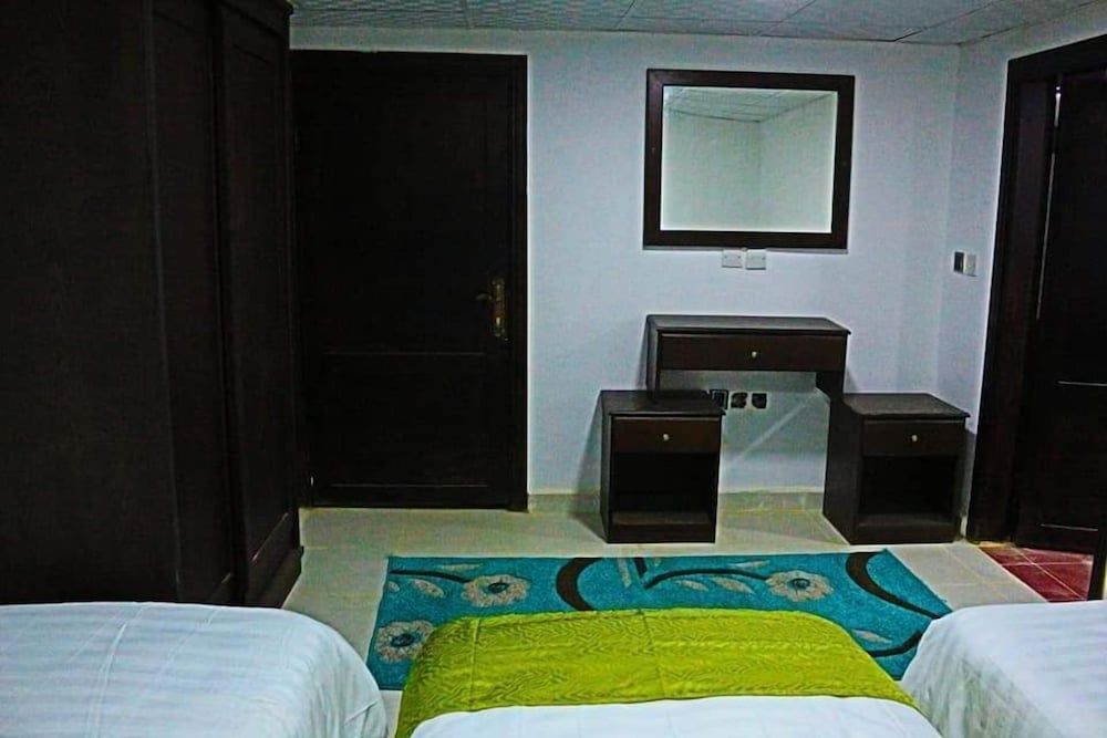 Moon Valley Camp Triple Room 5