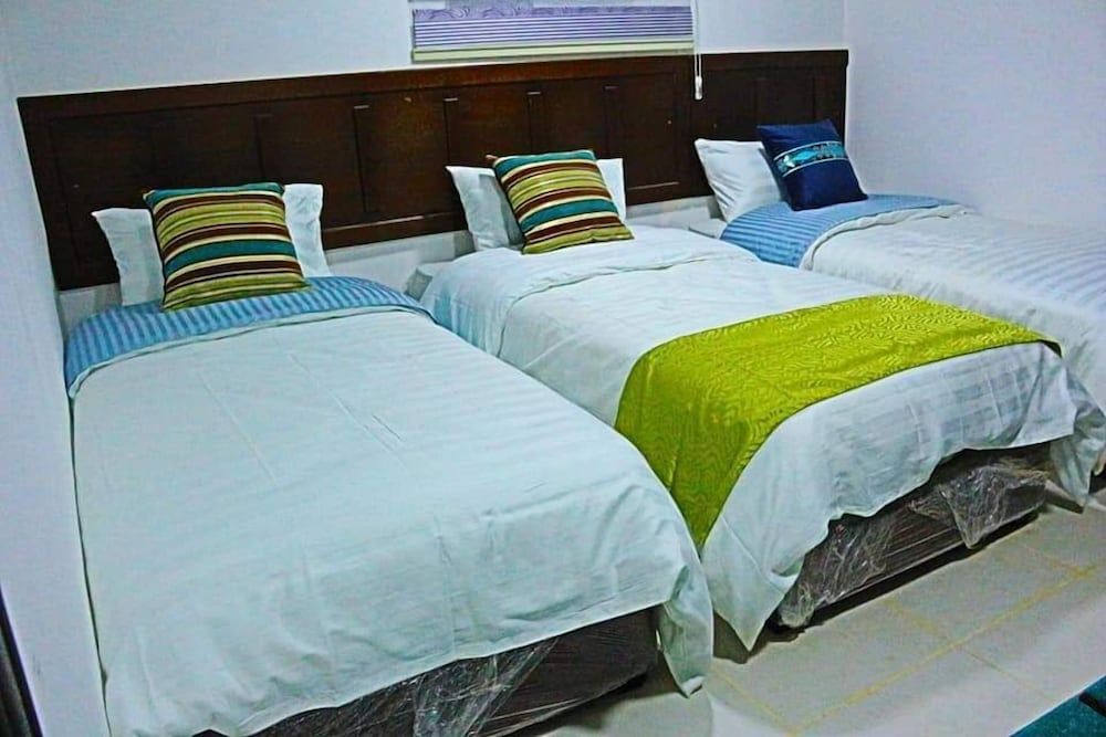 Moon Valley Camp Triple Room 6