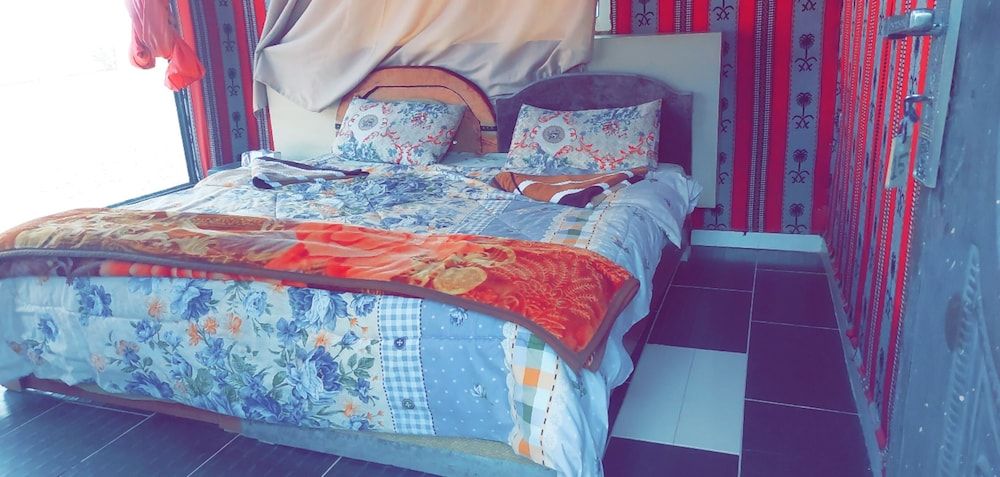 undefined mozoon rum 6