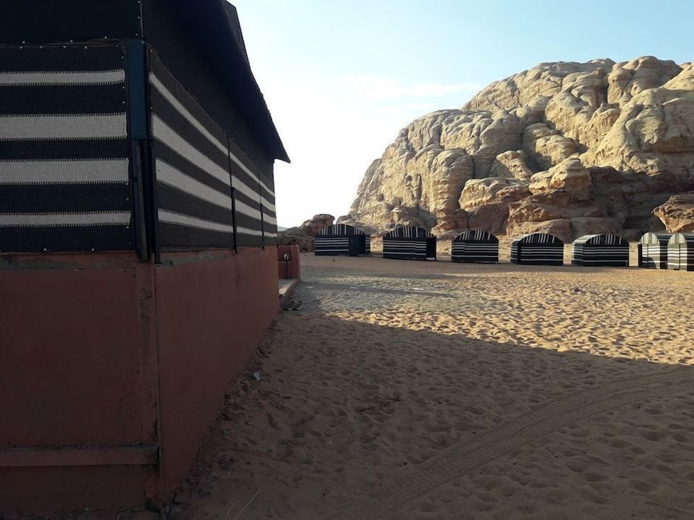 undefined Wadi Rum Mobile Camp 3