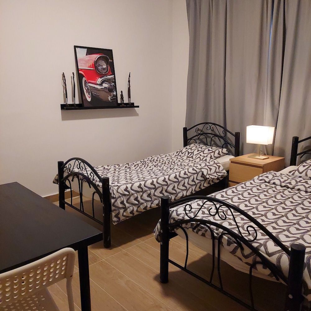 COCO Guesthouse Classic Twin Room 3