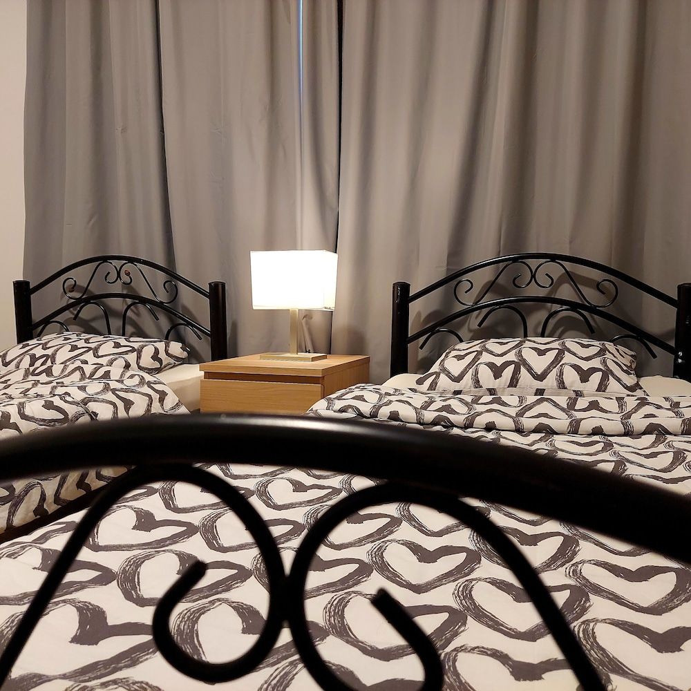 COCO Guesthouse Classic Twin Room 5