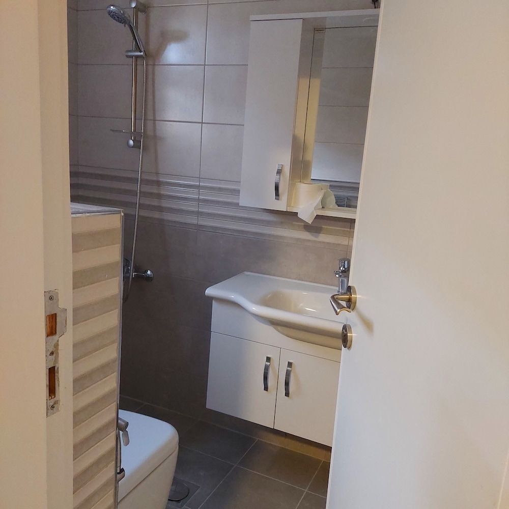 COCO Guesthouse Classic Twin Room 7