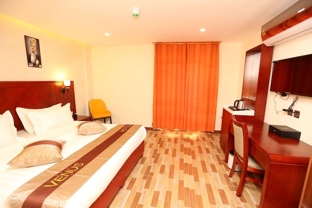 Petra Venus Hotel Standard Double or Twin Room, City View 4