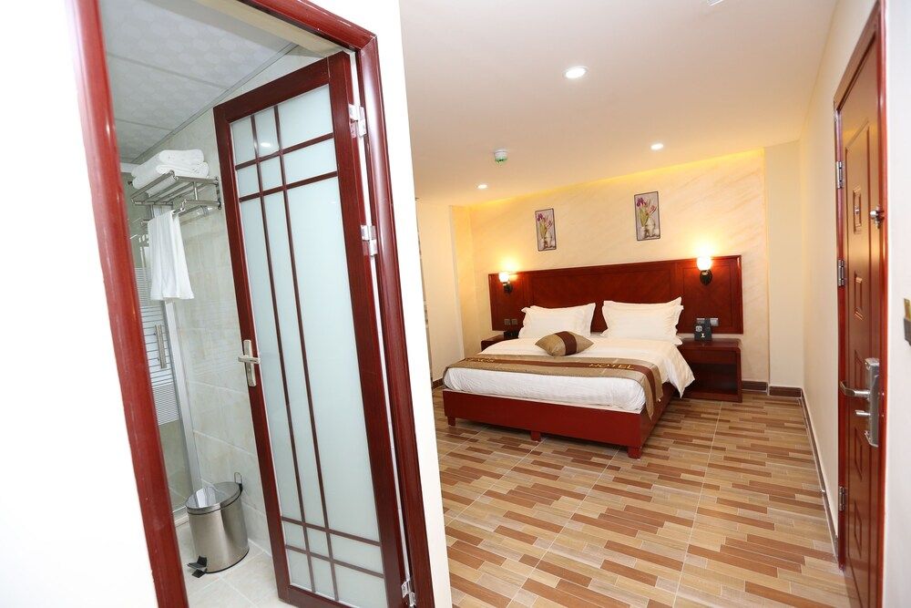 Petra Venus Hotel Standard Double or Twin Room, City View 6
