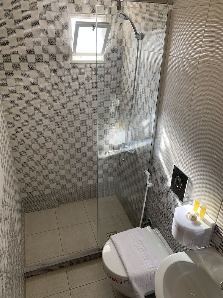 Petra Sky Hotel Double Room, 1 King Bed 3