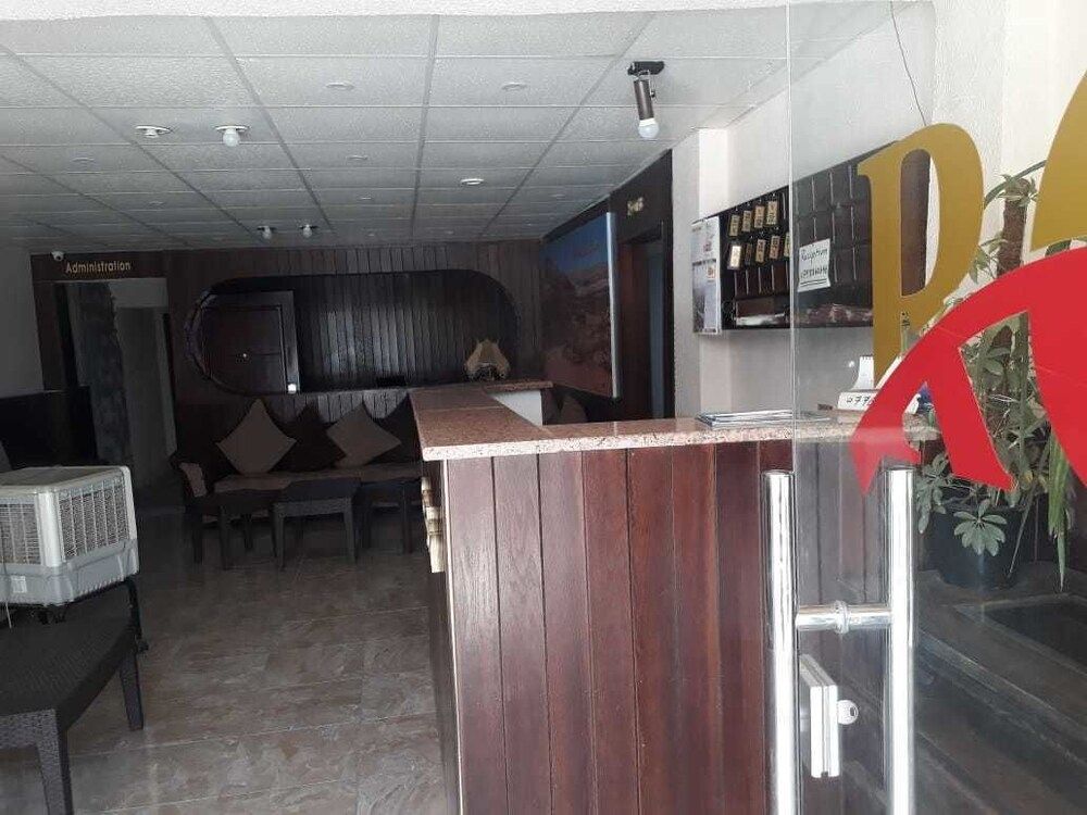 undefined Rose City Hotel 3