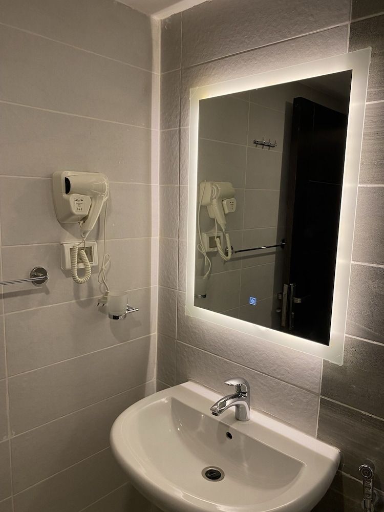 moses residence Comfort Twin Room 4