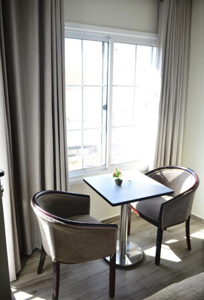 moses residence Comfort Twin Room 9