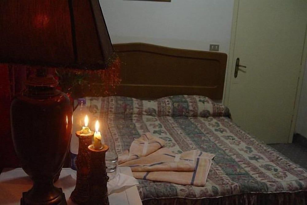 undefined Valentine Inn 4