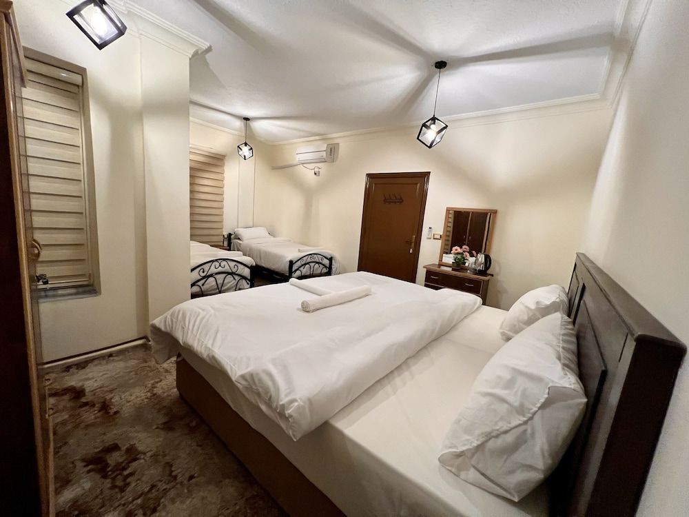 undefined Raqeem Hostel 10