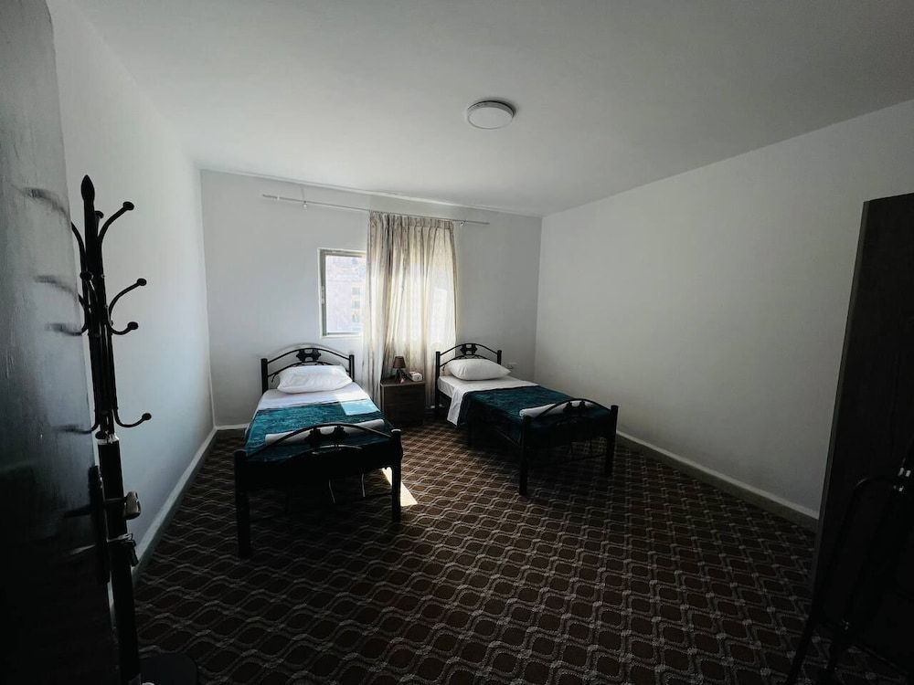 Petra Triclinium Home Economy Double or Twin Room, Shared Bathroom, Mountain View 6