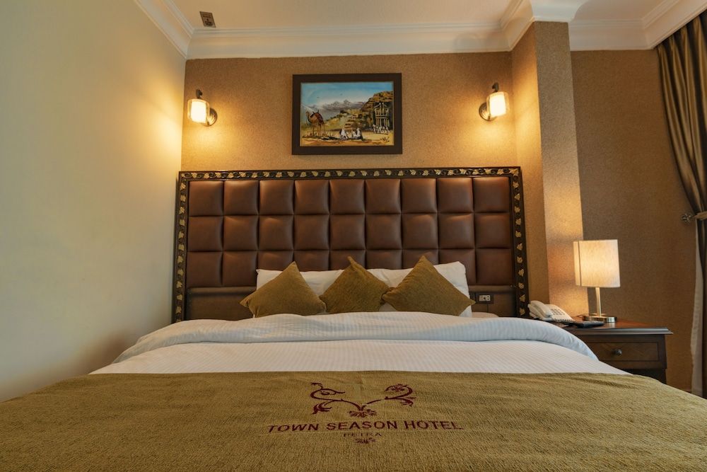 Town Season Hotel Deluxe Double Room, 1 Bedroom, Non Smoking, City View