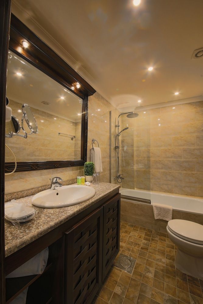 Town Season Hotel Deluxe Double Room, 1 Bedroom, Non Smoking, City View 12