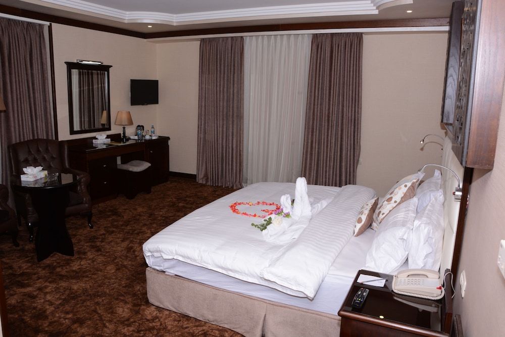 undefined Rojina Hotel 5