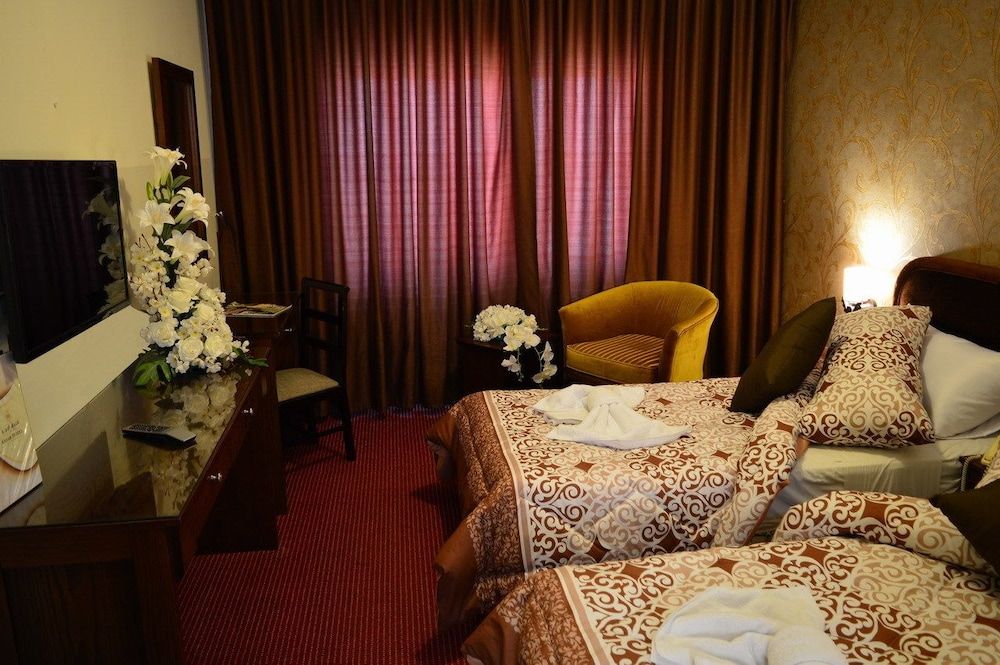Abjar Hotel Double or Twin Room 3