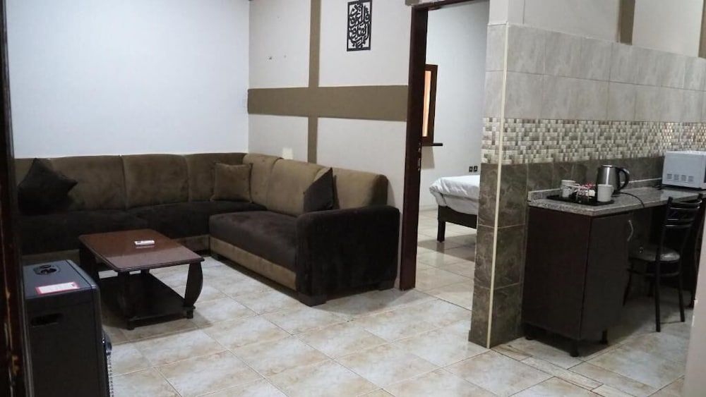 undefined Alfawanees Hotel Apartments 8