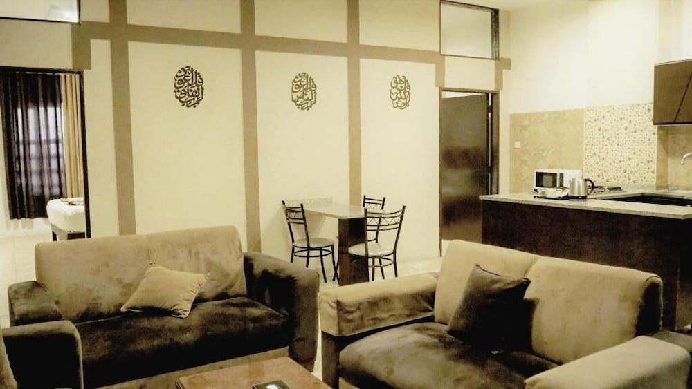 undefined Alfawanees Hotel Apartments 4