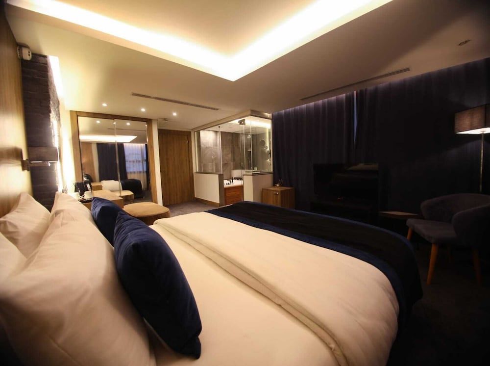 Monarch Hotel Amman 
