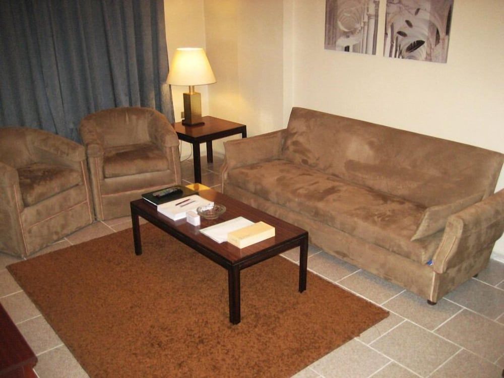 undefined Crystal Suites 7