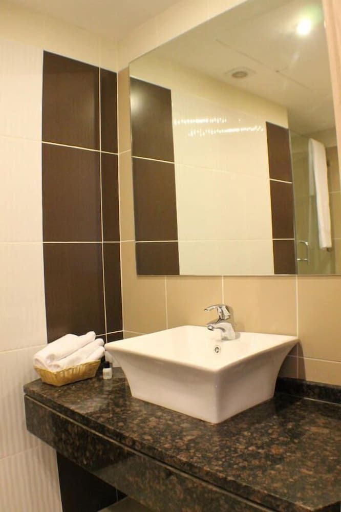 Crystal Suites Double Room 2