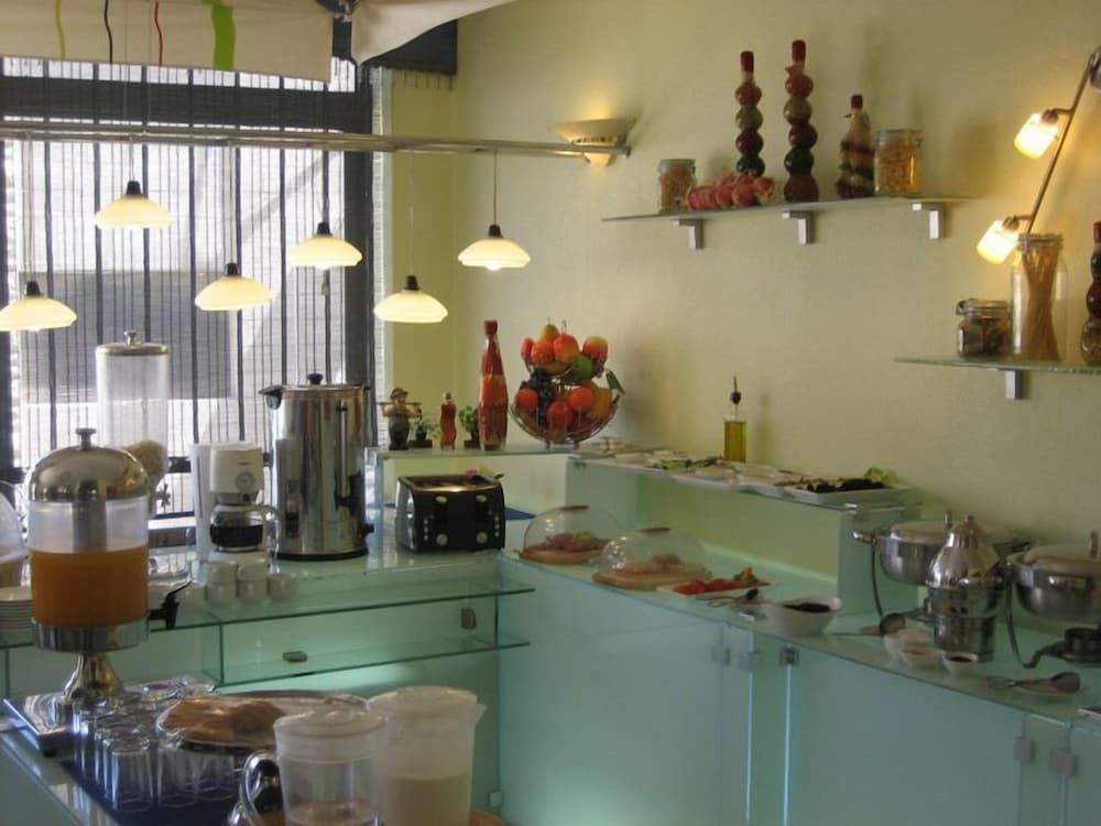 undefined Crystal Suites 10