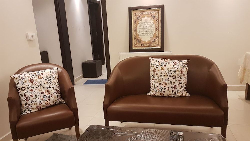 undefined 1 New Bedroom Apartment on Airport Road