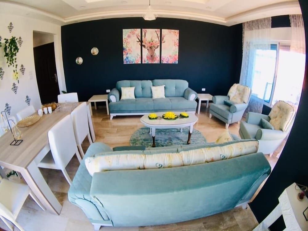 Marvelous Rooftop Apartment, 3 Bedrooms 14