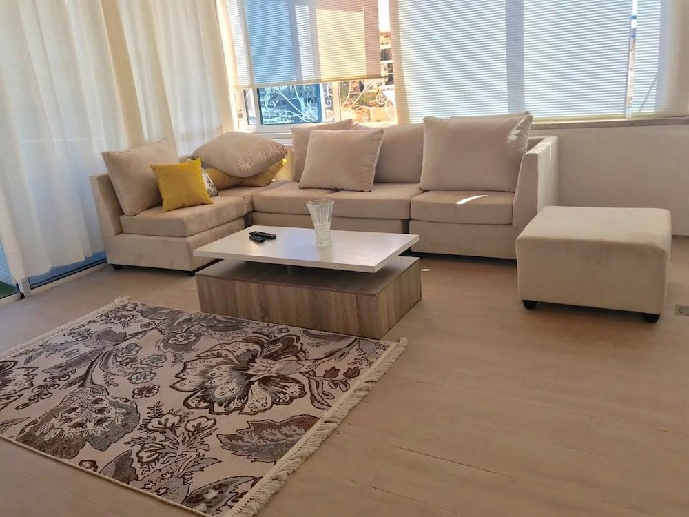 Marvelous Rooftop Deluxe Apartment 8