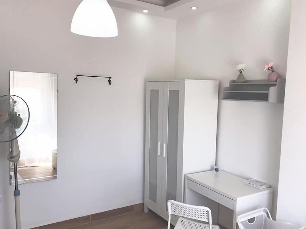 Marvelous Rooftop Apartment, 3 Bedrooms 8