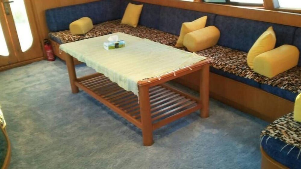 undefined The Royal Luxury Tiger Patio 5