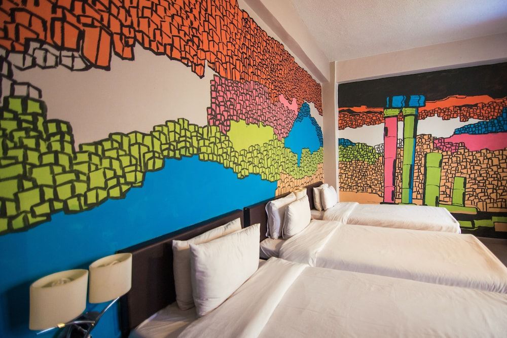 Art Hotel Downtown Standard Triple Room, 1 Bedroom 2