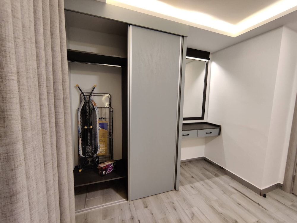 Luxury Room 44 m Near Downtown and all Services Apartment, 1 Bedroom, Accessible 9