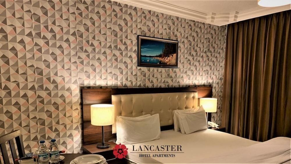 undefined Lancaster hotel apartments 5