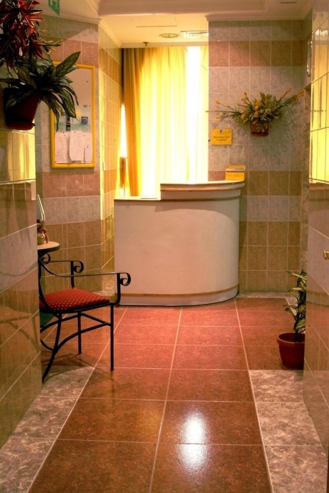 undefined Imperial Palace Hotel 6