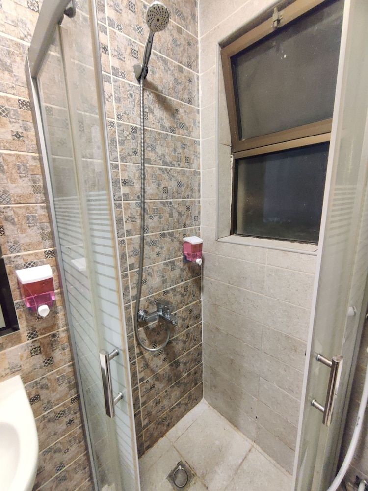 undefined 30 1-bedroom Rental Unite With Services Nearby 6