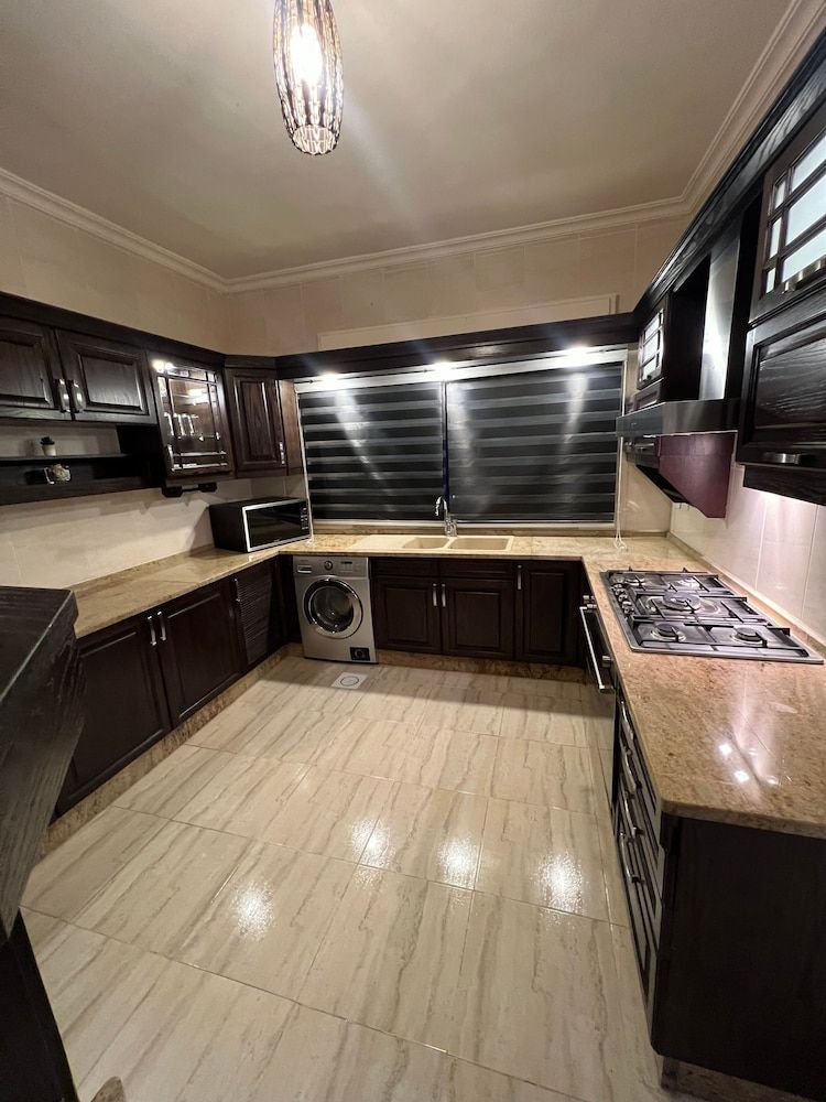 3 Bedroom Apartment Of 200 Square M With Terrace Apartment, 3 Bedrooms, Smoking 24
