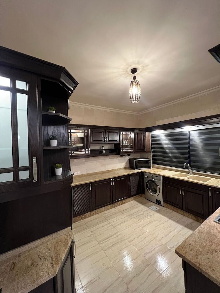 3 Bedroom Apartment Of 200 Square M With Terrace Apartment, 3 Bedrooms, Smoking 25