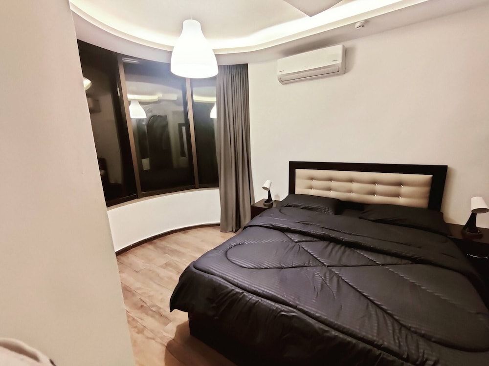 undefined 28 1- Lovely Apartment Close to all Services 3